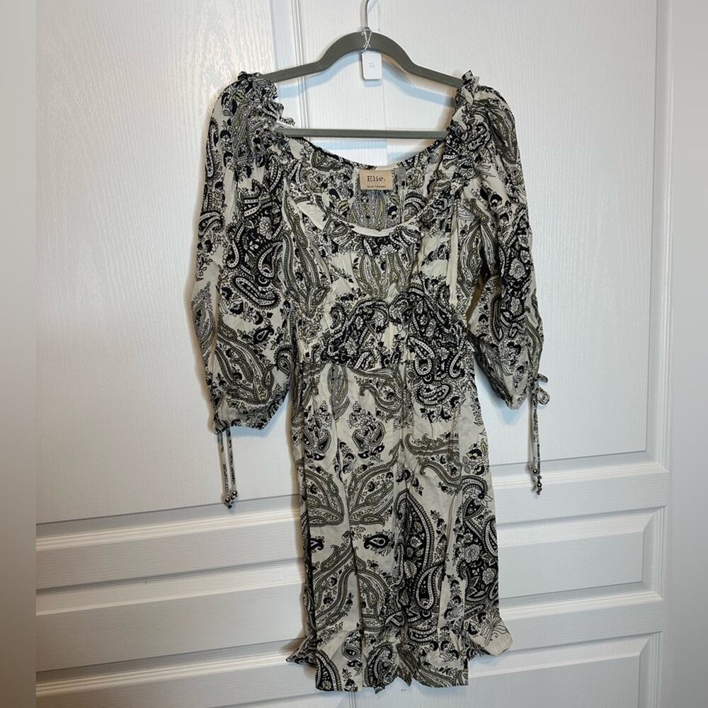 NWOT Elie Tahari Rayon Cream Paisley Dress